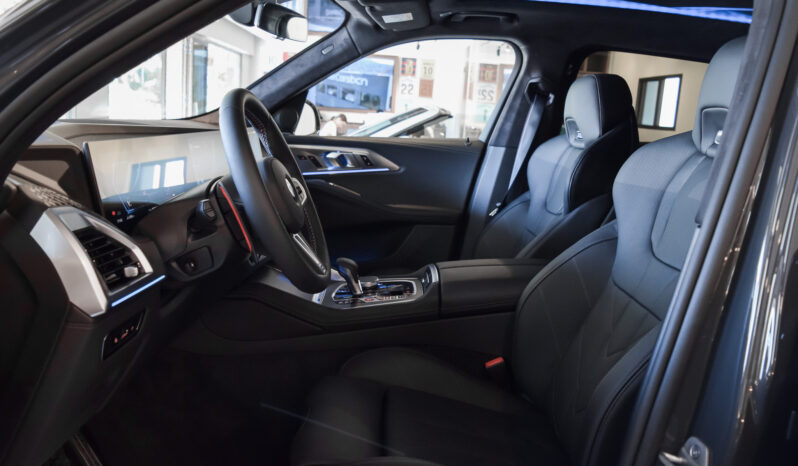 BMW XM 50e lleno