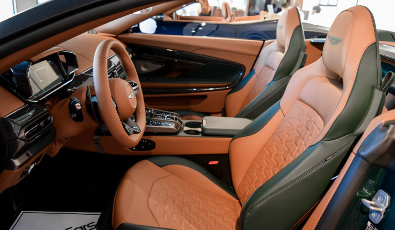 Aston Martin Vanquish Volante lleno
