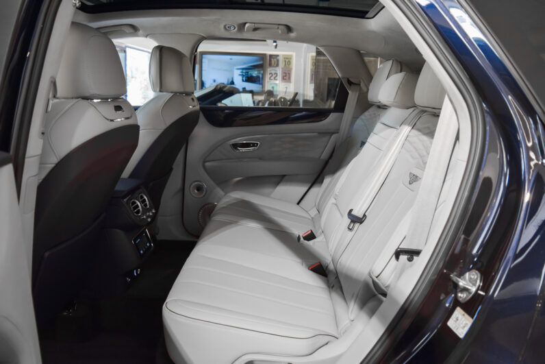 Bentley Bentayga Atelier Edition lleno