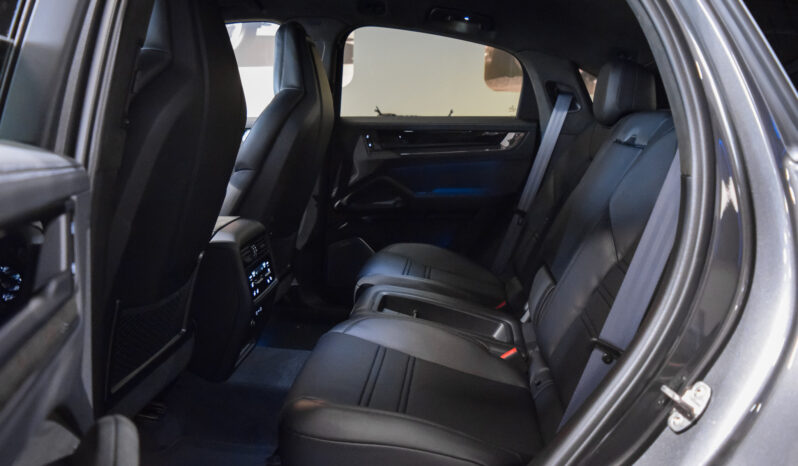 Porsche Cayenne Coupé Turbo E-Hybrid GT lleno