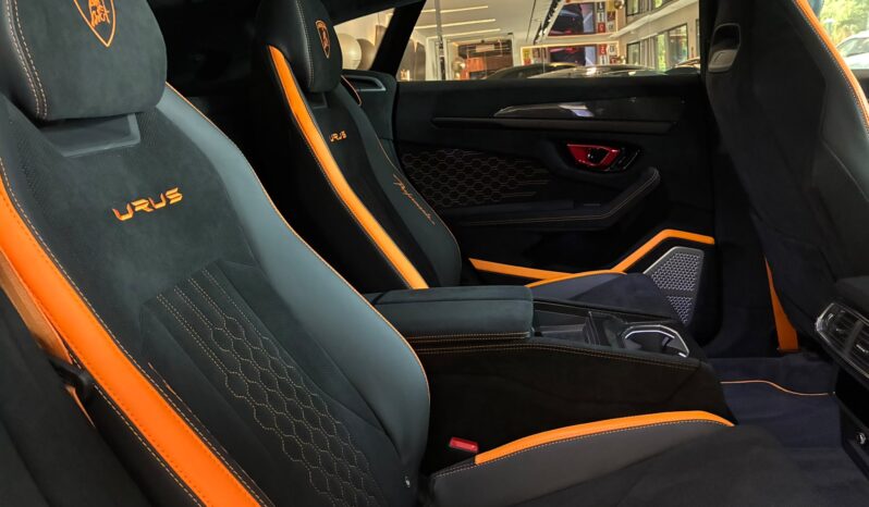 Lamborghini Urus Performante lleno