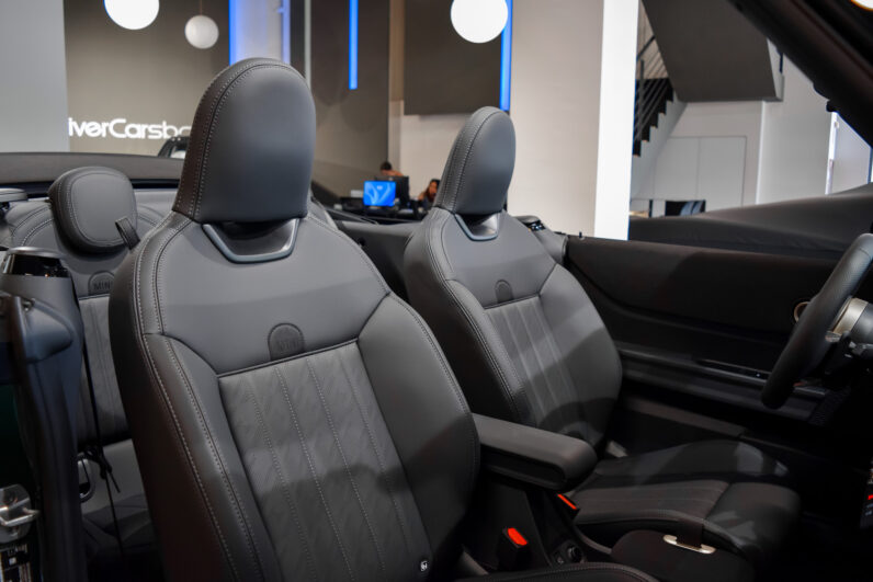 Mini John Cooper Works Cabrio lleno