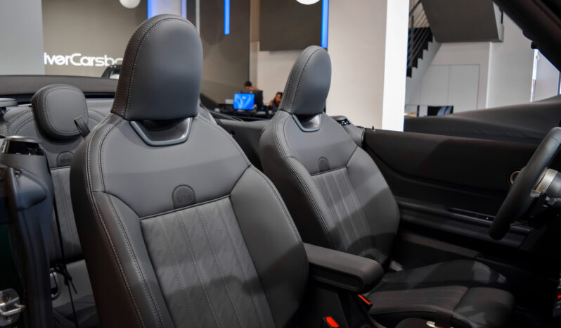Mini John Cooper Works Cabrio lleno