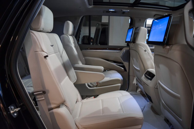 Cadillac Escalade 6.2 V8 Platinum Luxury SWB lleno