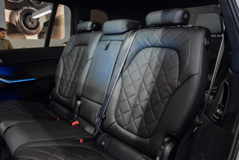 BMW X7 M Sport Pro 7P lleno