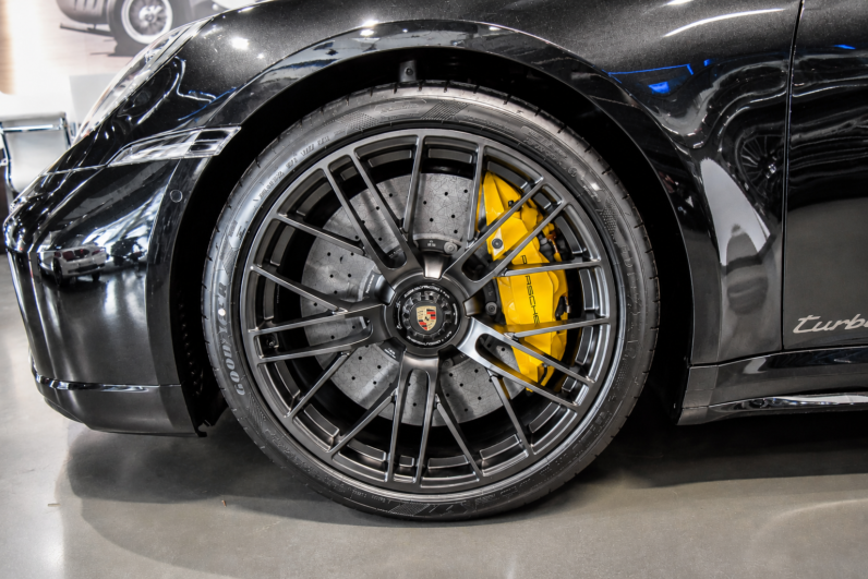 Porsche 911 Turbo S lleno