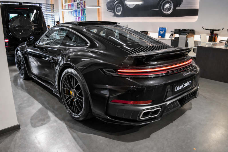 Porsche 911 Turbo S lleno