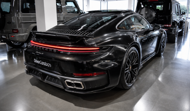 Porsche 911 Turbo S lleno