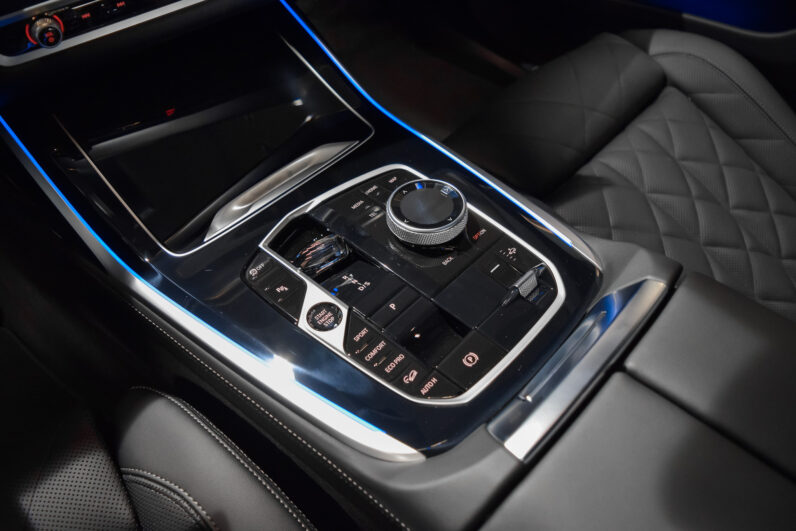 BMW X7 M Sport Pro 7P lleno