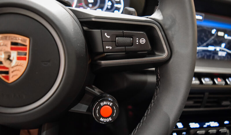 Porsche 911 Carrera 4 S Cabrio lleno