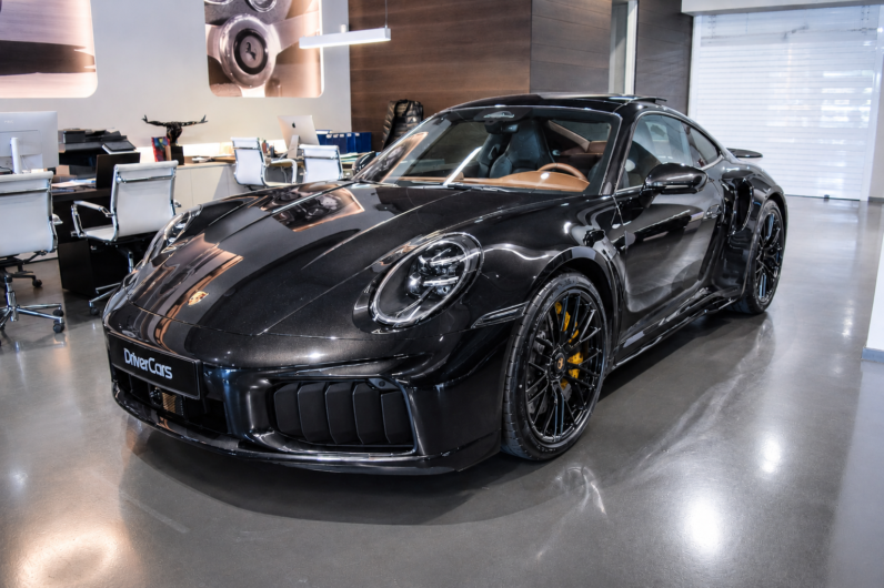Porsche 911 Turbo S lleno
