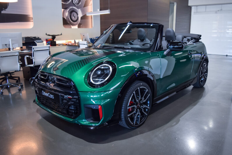 Mini John Cooper Works Cabrio lleno