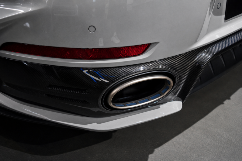 Porsche 911 Turbo S Cabriolet lleno
