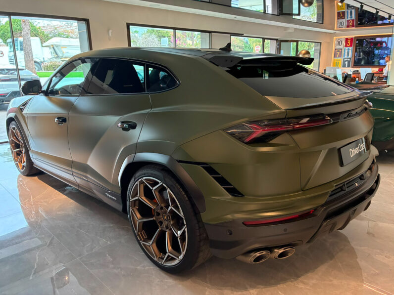 Lamborghini Urus Performante lleno