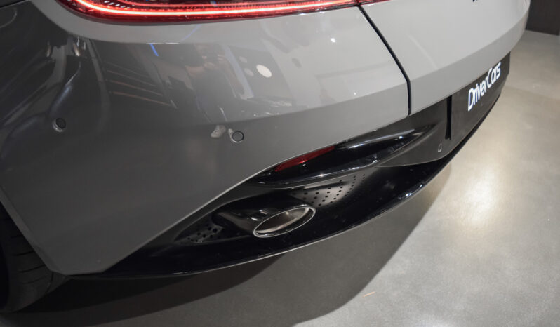Aston Martin DB12 Volante lleno