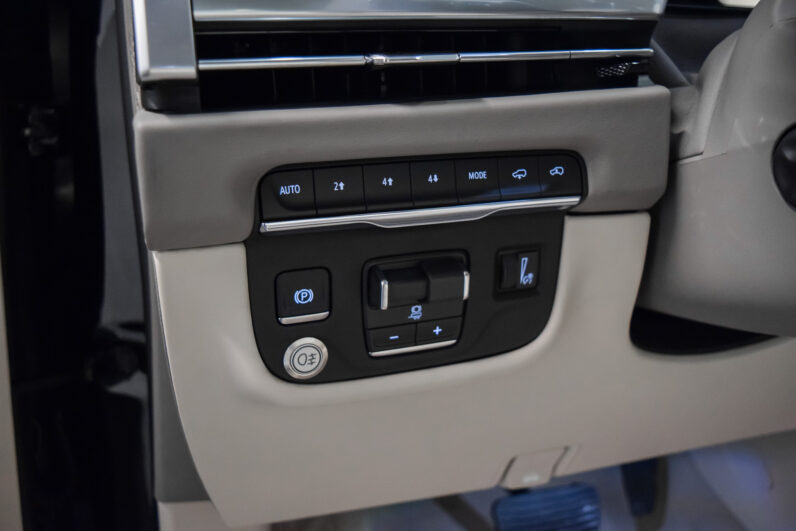 Cadillac Escalade 6.2 V8 Platinum Luxury SWB lleno