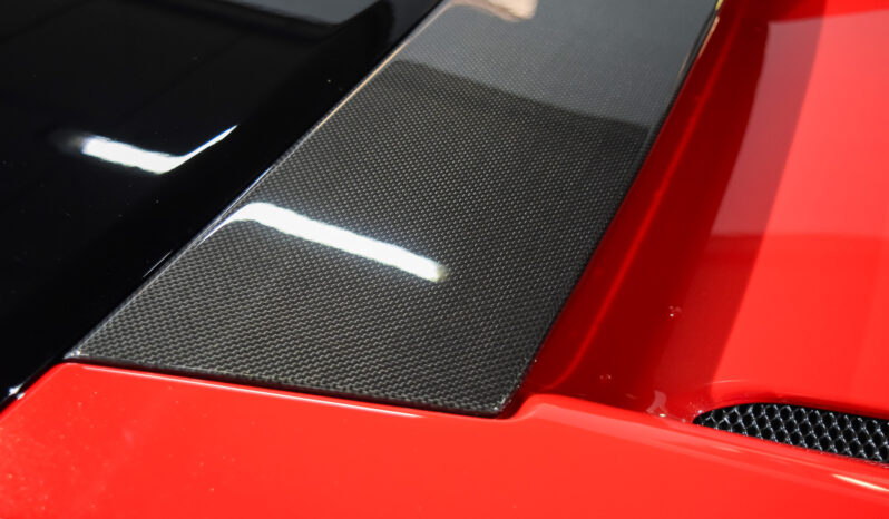Ferrari SF90 Stradale lleno