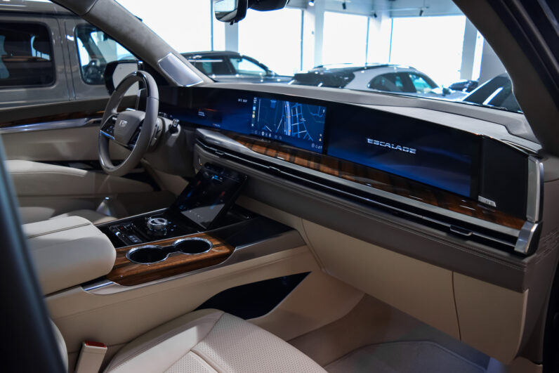 Cadillac Escalade 6.2 V8 Platinum Luxury SWB lleno