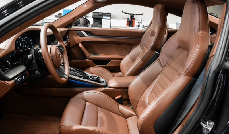Porsche 911 Turbo S lleno