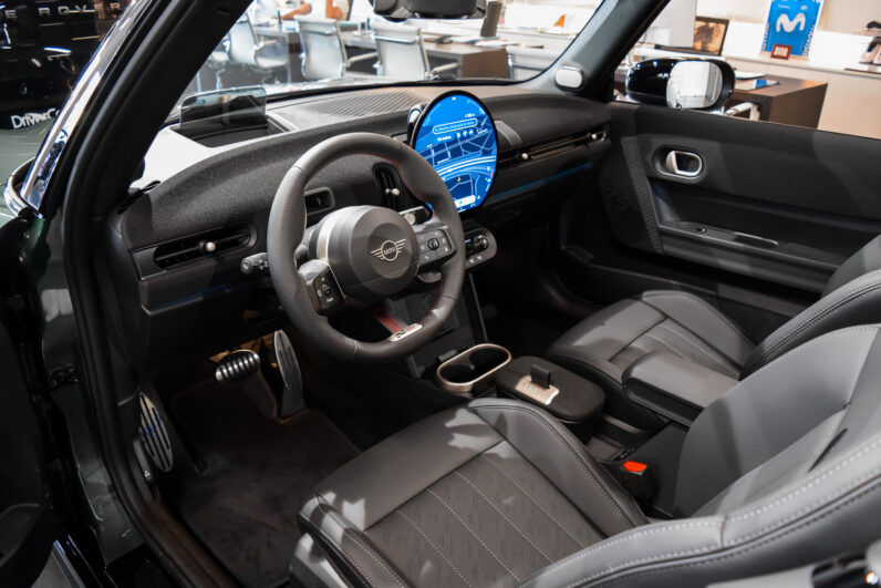 Mini John Cooper Works Cabrio lleno