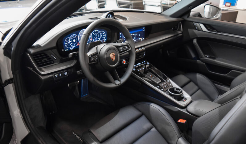 Porsche 911 Carrera 4 S Cabrio lleno