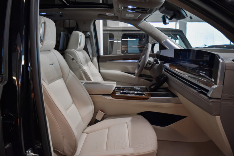 Cadillac Escalade 6.2 V8 Platinum Luxury SWB lleno