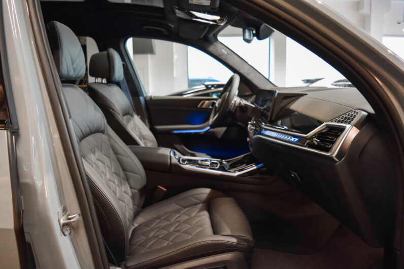 BMW X7 M Sport Pro 7P lleno