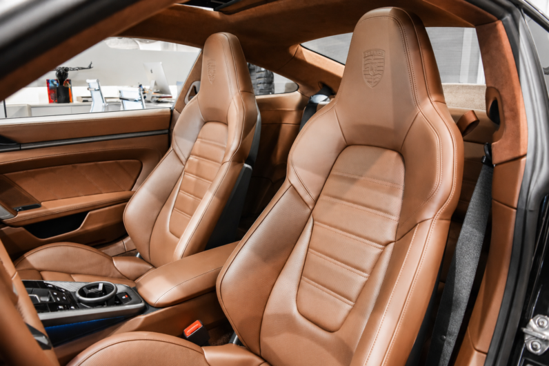Porsche 911 Turbo S lleno