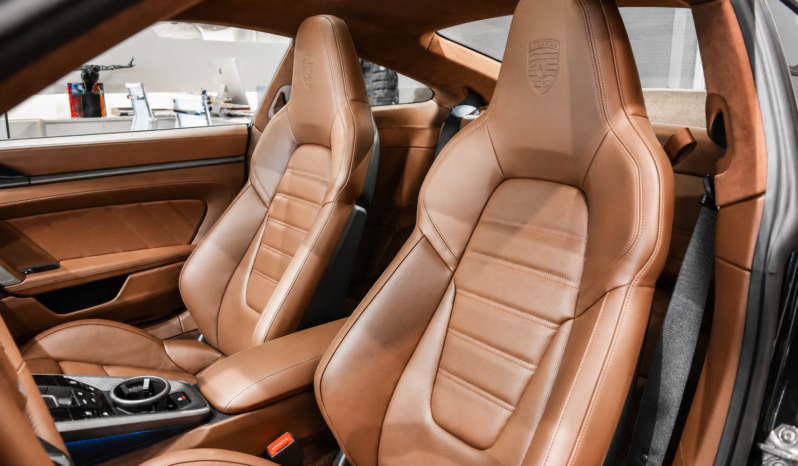Porsche 911 Turbo S lleno