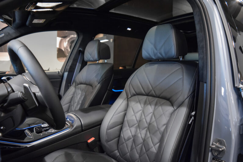 BMW X7 M Sport Pro 7P lleno