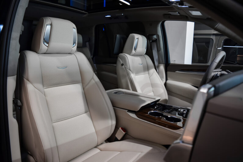 Cadillac Escalade 6.2 V8 Platinum Luxury SWB lleno