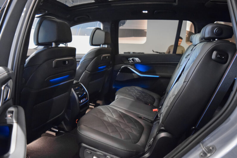 BMW X7 M Sport Pro 7P lleno