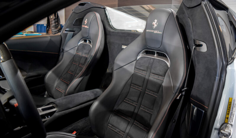 Ferrari 12 Cilindri Spider lleno