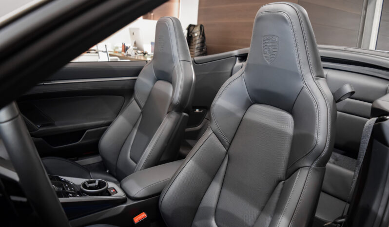 Porsche 911 Carrera 4 S Cabrio lleno