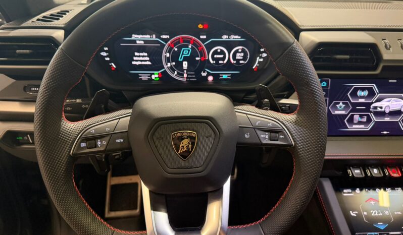 Lamborghini Urus SE lleno