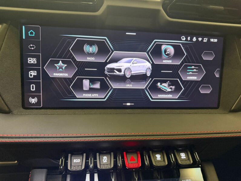 Lamborghini Urus SE lleno