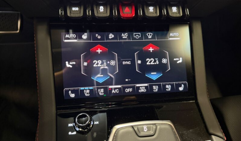 Lamborghini Urus SE lleno