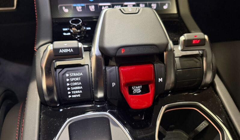Lamborghini Urus SE lleno