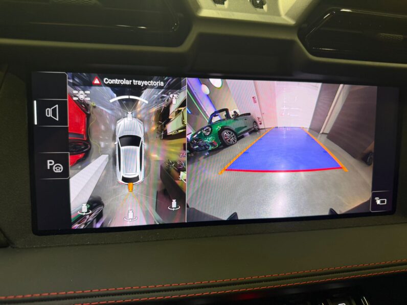 Lamborghini Urus SE lleno