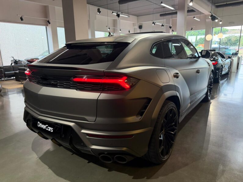 Lamborghini Urus SE lleno