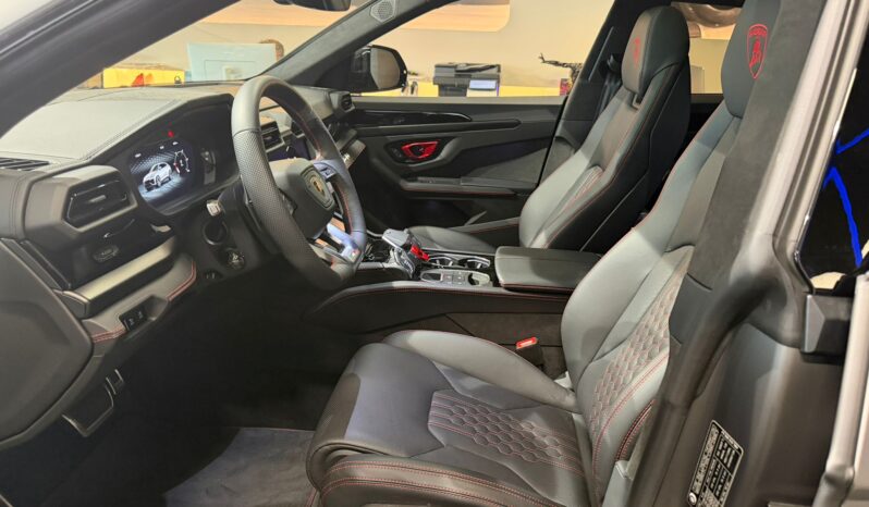 Lamborghini Urus SE lleno