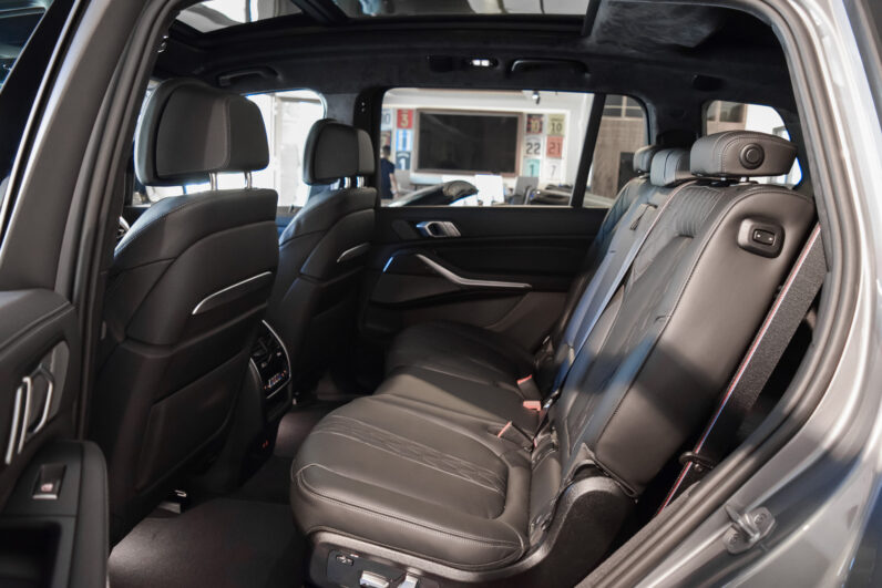 BMW X7 40d M Sport Pro 7P lleno