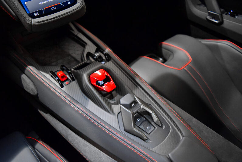 Lamborghini Temerario lleno
