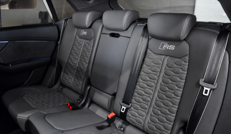 Audi RSQ8 Performance lleno