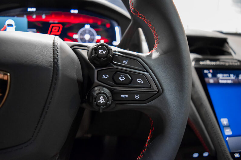 Lamborghini Temerario lleno