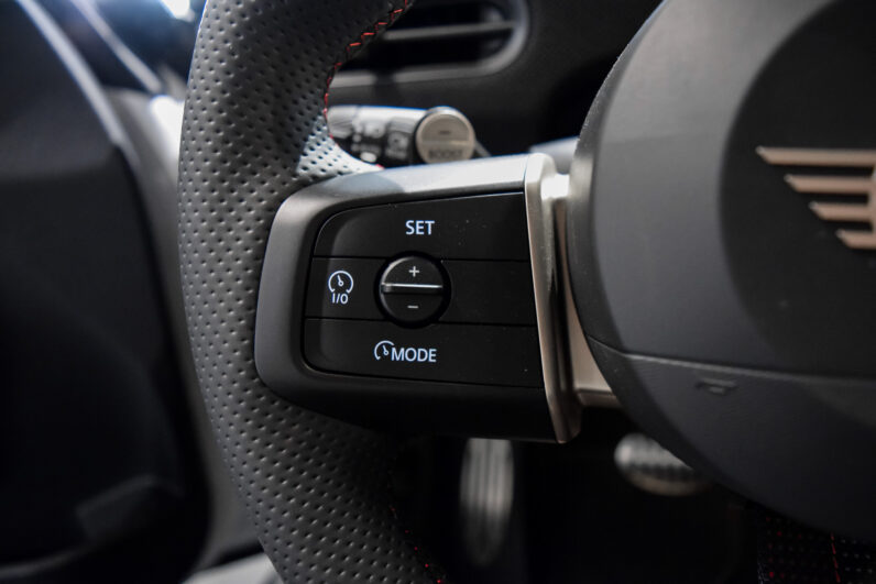 Mini John Cooper Works lleno
