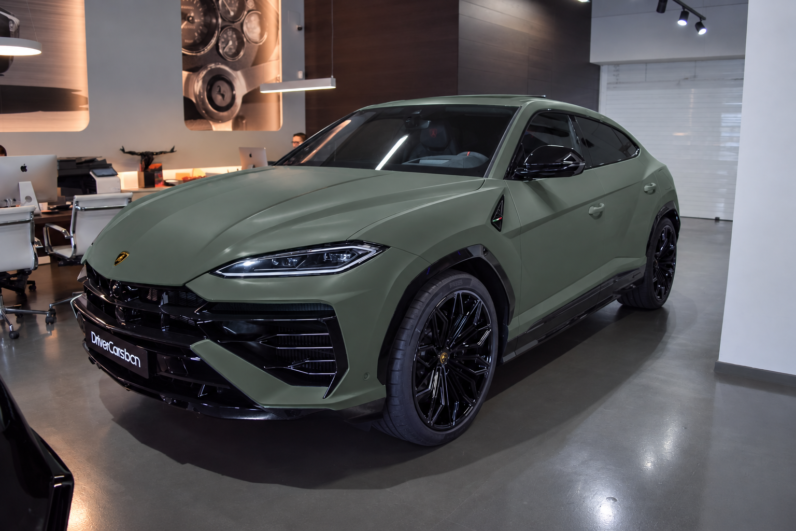 Lamborghini Urus SE lleno