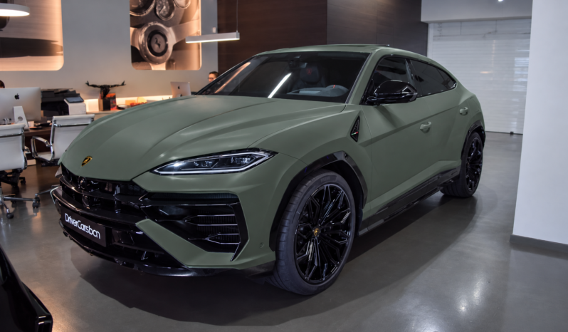Lamborghini Urus SE lleno