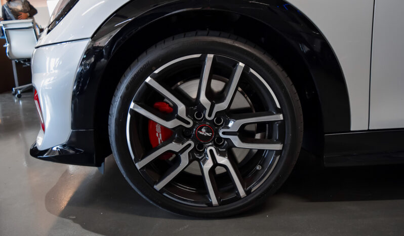 Mini John Cooper Works lleno