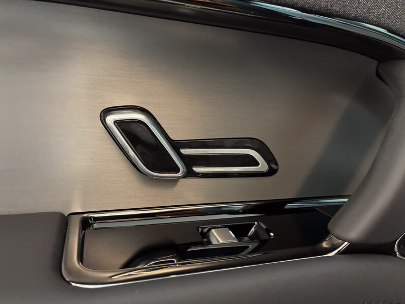 Range Rover Sport Momentum 3.0 PHEV Dynamic SE 460 lleno